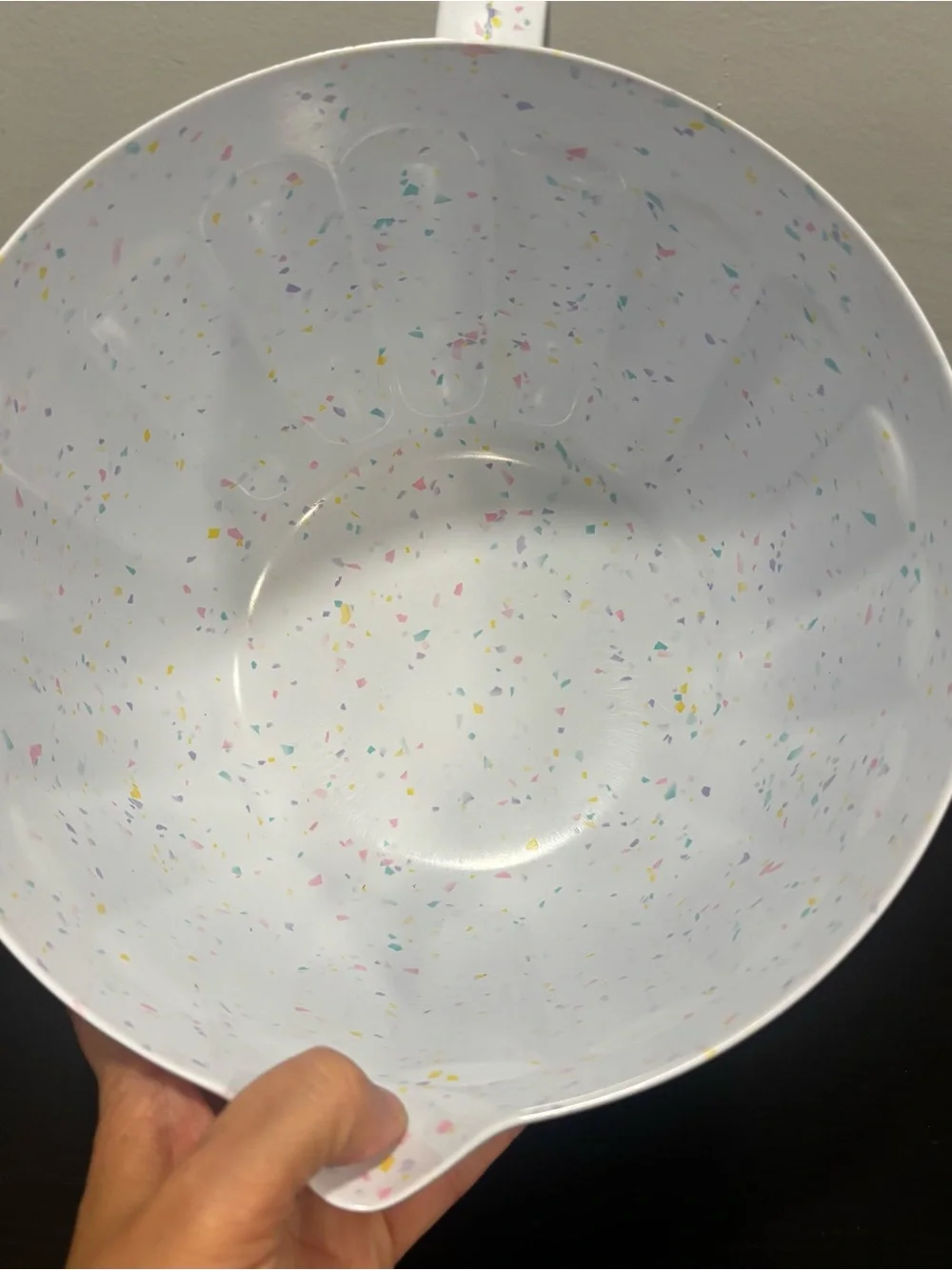 Melamine converter large Speckled White Mixing Bowl with Handle and Pour Spout